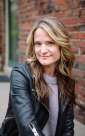 Portret Sara Shepard